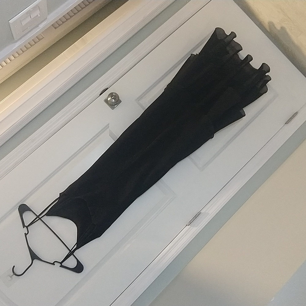 Dress - Picture 4 of 6